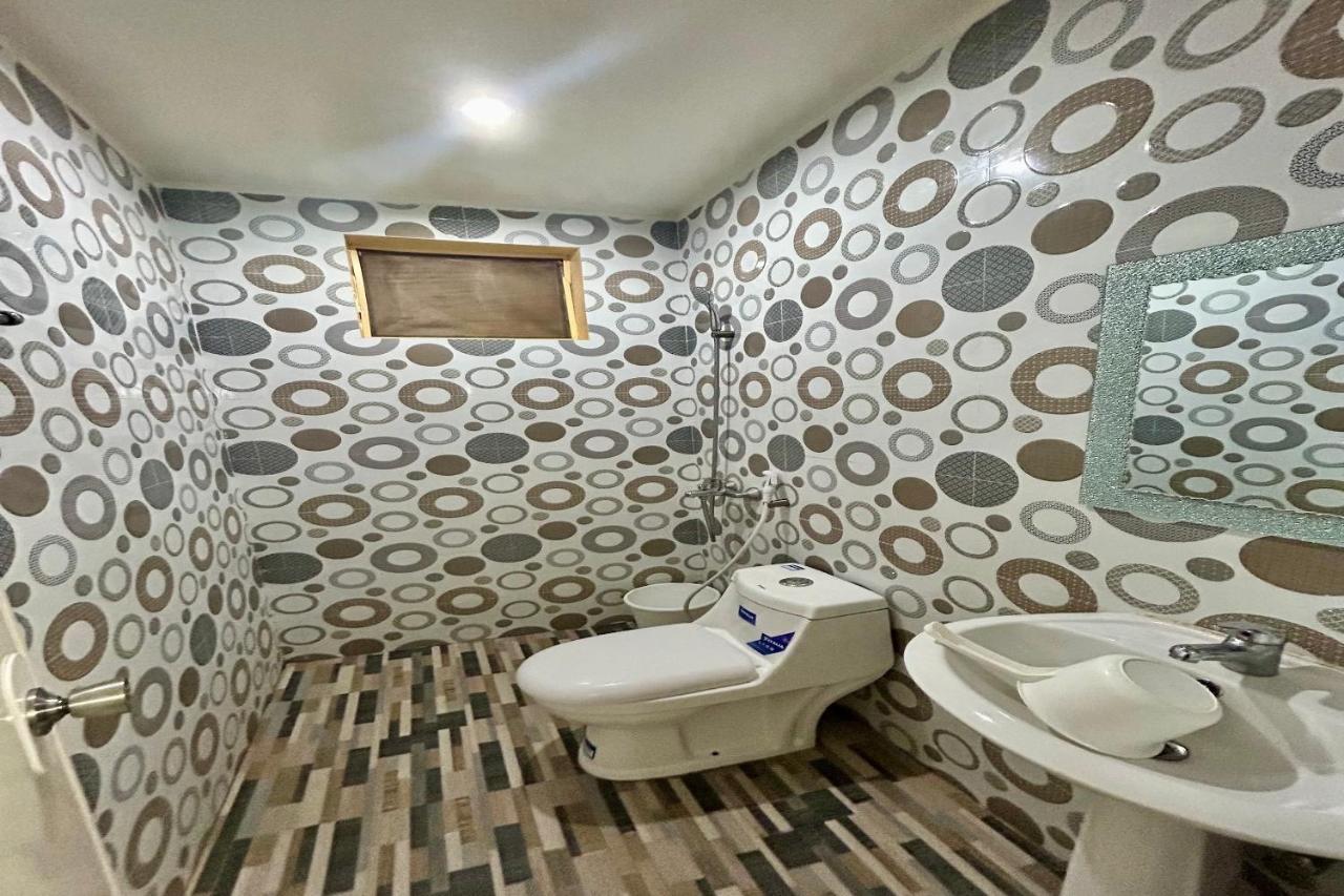 Oyo 971 Liza Lodge Pasay Buitenkant foto